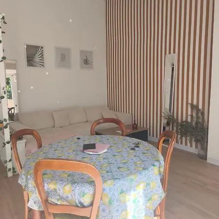 Διαμέρισμα Chez Elodie *